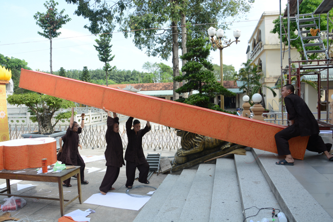 Prepare for Amitabha Buddha’s Birthday