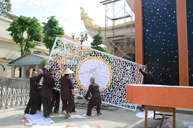 Prepare for Amitabha Buddha’s Birthday