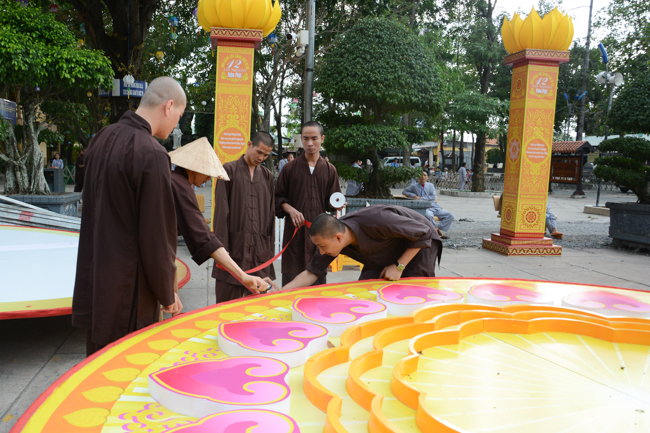 Prepare for Amitabha Buddha’s Birthday