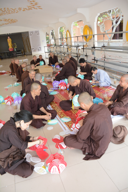 Prepare for Amitabha Buddha’s Birthday