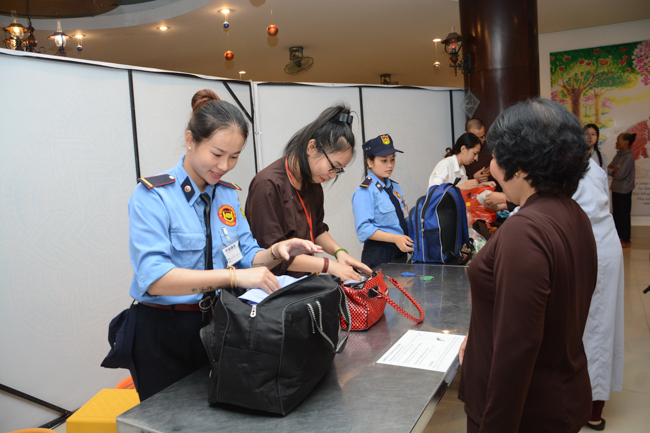 Opening The 90th Seven-Day Retreat