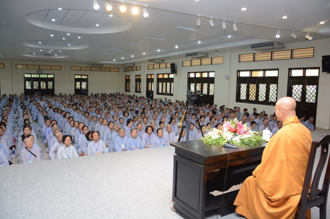 Dharma Talk “Face to Suffering” - The 90th Seven-Day Retreat