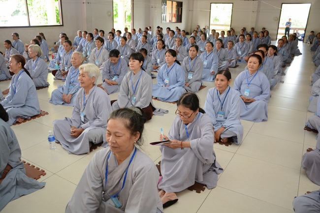 Dharma Talk “Face to Suffering” - The 90th Seven-Day Retreat