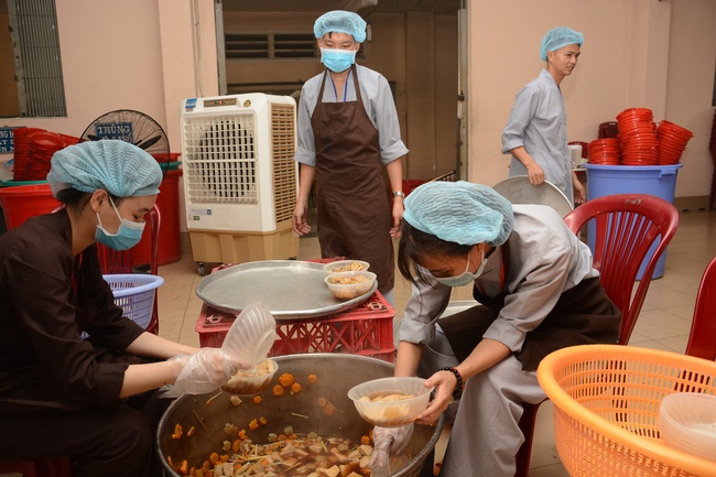 Dharma Talk “Face to Suffering” - The 90th Seven-Day Retreat