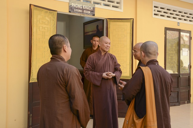 Dharma Talk “Face to Suffering” - The 90th Seven-Day Retreat