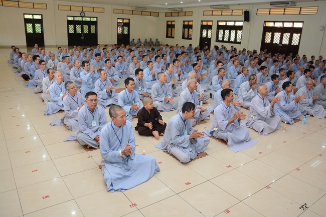 Dharma Talk “Face to Suffering” - The 90th Seven-Day Retreat