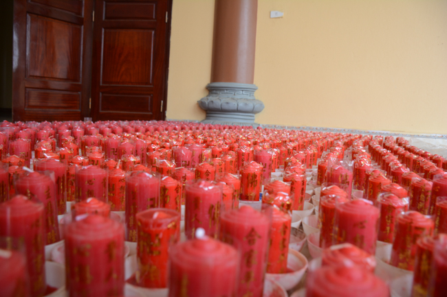 Lantern Lighting Ritual to commemorate Amitabha’s Birthday at Co Am Pagoda – Nghe An