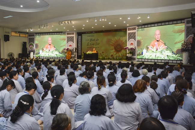 Dharma Talk “Peace and Conflict” - The 90th Seven-Day Retreat