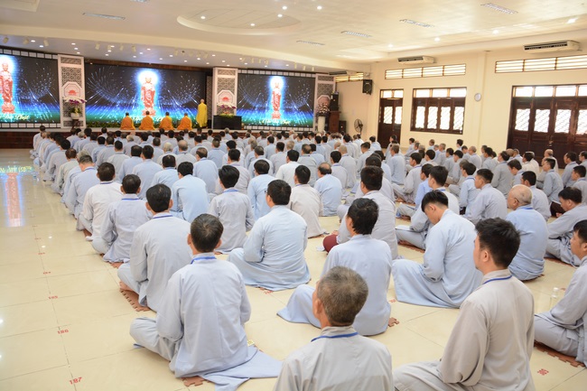 Dharma Talk “Peace and Conflict” - The 90th Seven-Day Retreat