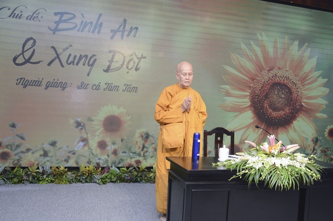 Dharma Talk “Peace and Conflict” - The 90th Seven-Day Retreat
