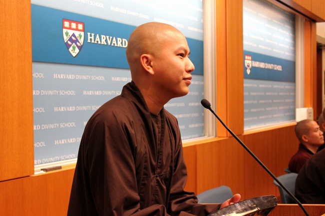 Ngày quán niệm tại ĐH Harvard: Vẫn Còn Hạnh Phúc