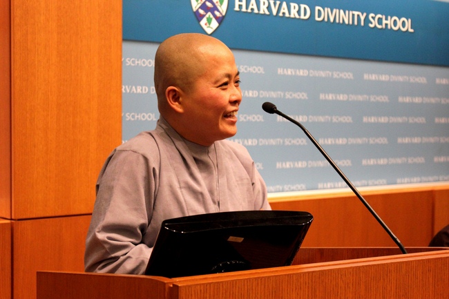 Ngày quán niệm tại ĐH Harvard: Vẫn Còn Hạnh Phúc