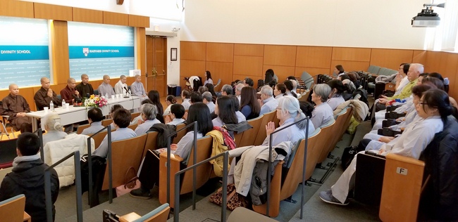 Ngày quán niệm tại ĐH Harvard: Vẫn Còn Hạnh Phúc