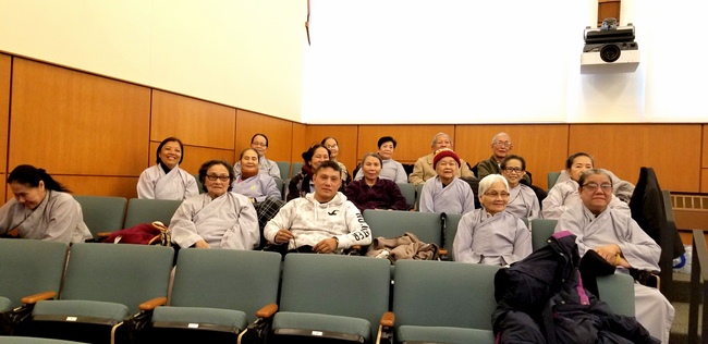 Ngày quán niệm tại ĐH Harvard: Vẫn Còn Hạnh Phúc