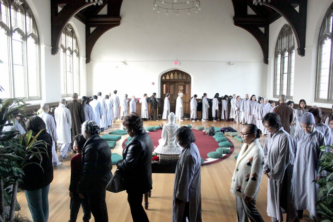 Ngày quán niệm tại ĐH Harvard: Vẫn Còn Hạnh Phúc