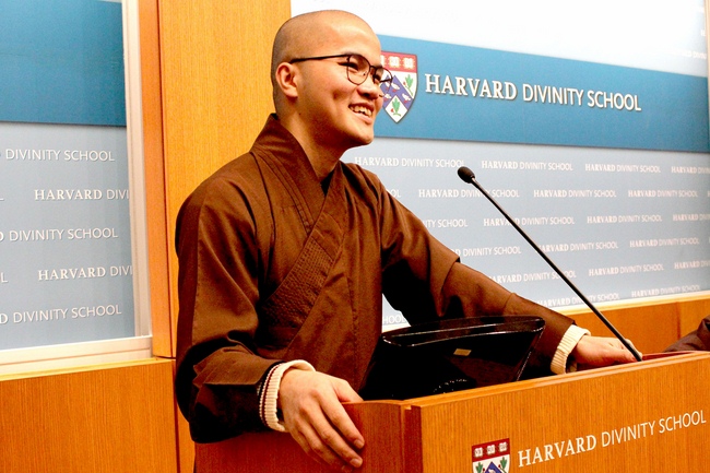 Ngày quán niệm tại ĐH Harvard: Vẫn Còn Hạnh Phúc