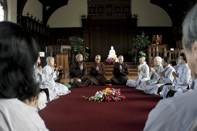 Ngày quán niệm tại ĐH Harvard: Vẫn Còn Hạnh Phúc