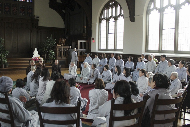 Ngày quán niệm tại ĐH Harvard: Vẫn Còn Hạnh Phúc