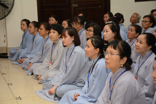 Dharma Talk “Giving up – Letting go” – The 90th Seven-Day Retreat