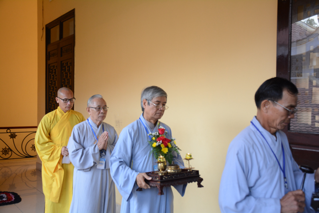 Dharma Talk “Giving up – Letting go” – The 90th Seven-Day Retreat