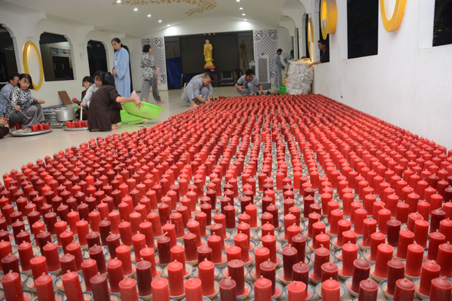 Trước Giờ G đêm hoa đăng kỷ niệm đức Phật A-di-đà