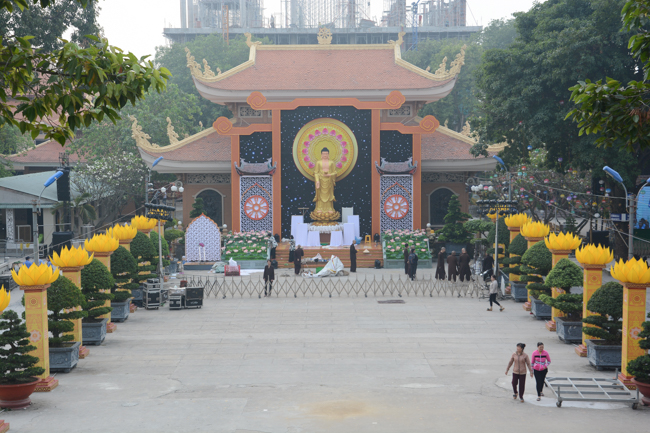 Trước Giờ G đêm hoa đăng kỷ niệm đức Phật A-di-đà