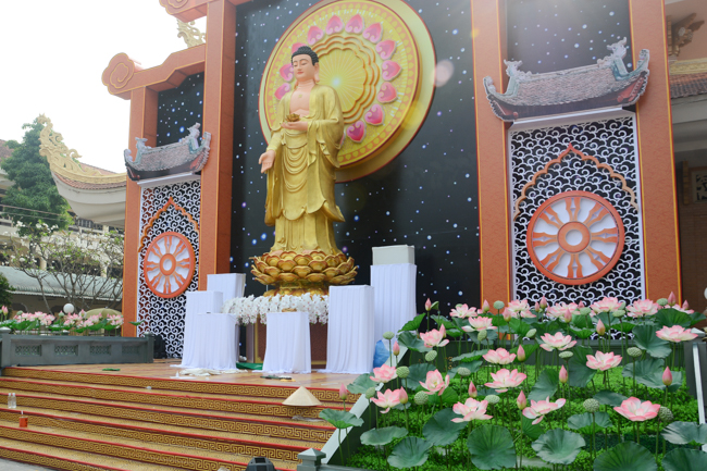 Trước Giờ G đêm hoa đăng kỷ niệm đức Phật A-di-đà