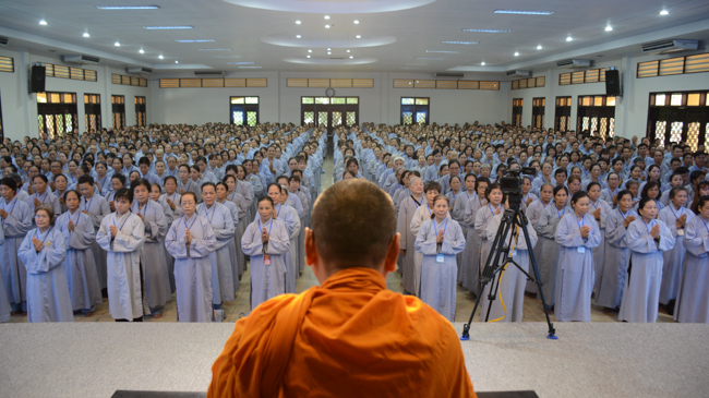 Pháp thoại “Hỷ Xả Hay Xỉ Vả”  – KTPT 90