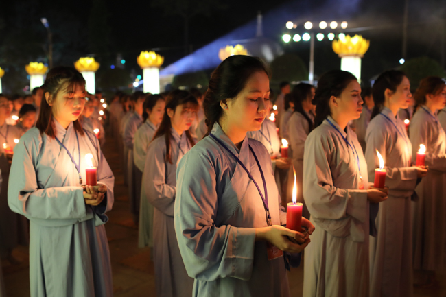 Lung linh đêm Di Đà 2018