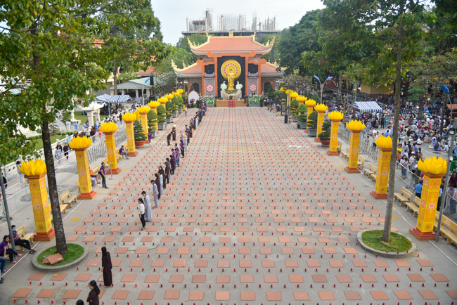 Lung linh đêm Di Đà 2018