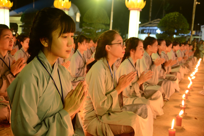 Lung linh đêm Di Đà 2018