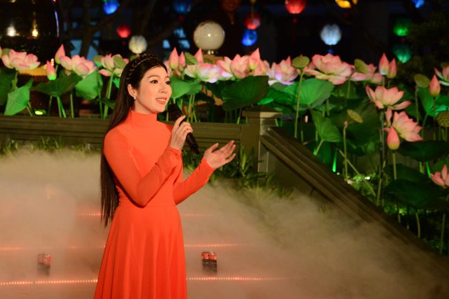 Lung linh đêm Di Đà 2018