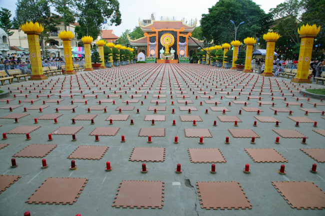 Lung linh đêm Di Đà 2018