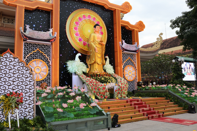 Lung linh đêm Di Đà 2018