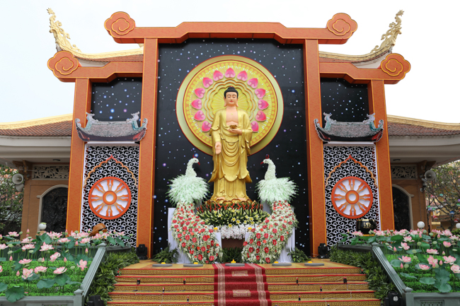 Lung linh đêm Di Đà 2018