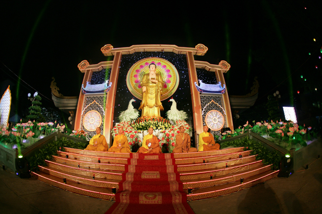 Lung linh đêm Di Đà 2018