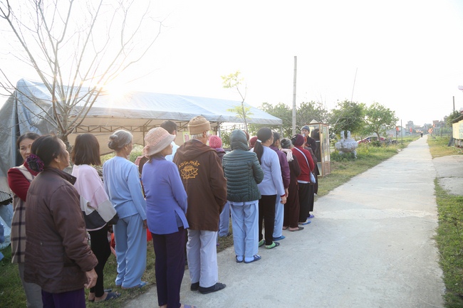 The 6th retreat of “Study of the Buddha's Practice  at Dong Cao pagoda in Thanh Hoa.