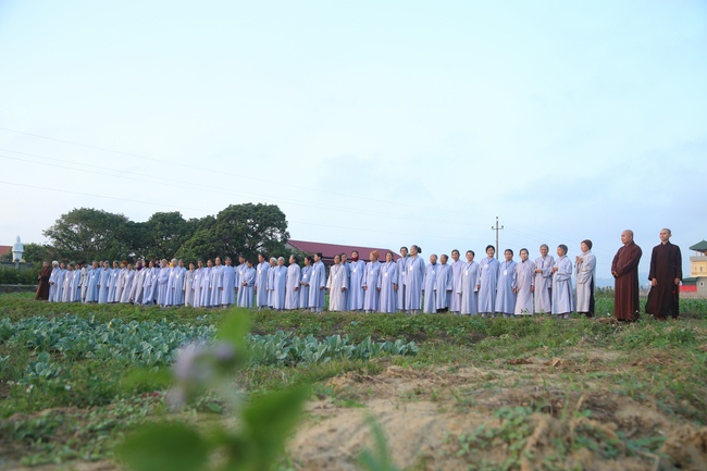 The 6th retreat of “Study of the Buddha's Practice  at Dong Cao pagoda in Thanh Hoa.