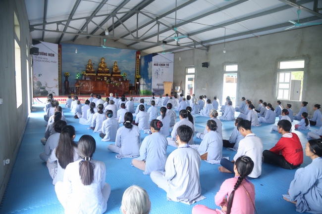 The 6th retreat of “Study of the Buddha's Practice  at Dong Cao pagoda in Thanh Hoa.