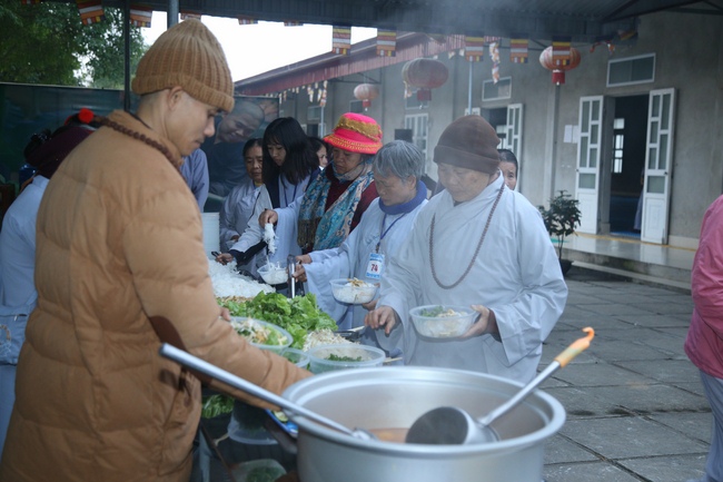 The 6th retreat of “Study of the Buddha's Practice  at Dong Cao pagoda in Thanh Hoa.