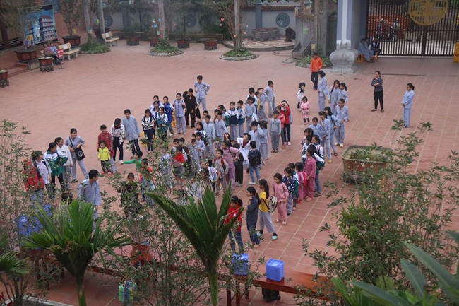 Hanoi: The children's playground “Sowing Viet lotus seeds”