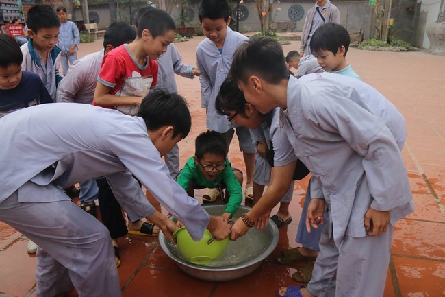Hanoi: The children's playground “Sowing Viet lotus seeds”