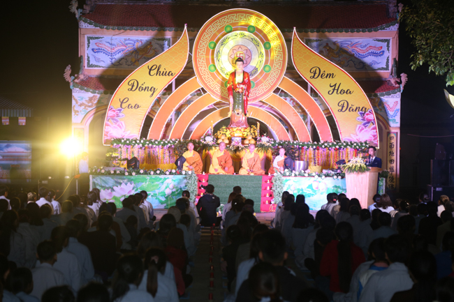 Chùa Đống Cao: Đêm hội hoa đăng kỷ niệm đức Từ Phụ A-di-đà