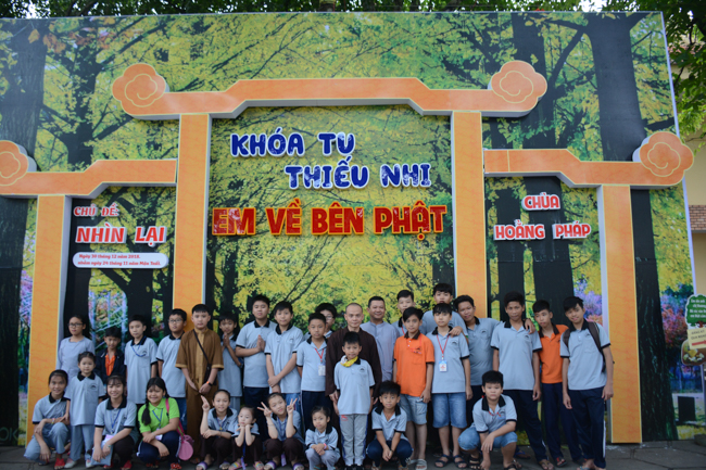 Khóa tu thiếu nhi “Em Về Bên Phật”