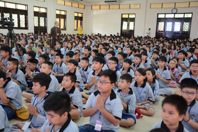 Khóa tu thiếu nhi “Em Về Bên Phật”