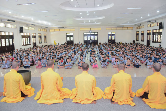 Khóa tu thiếu nhi “Em Về Bên Phật”