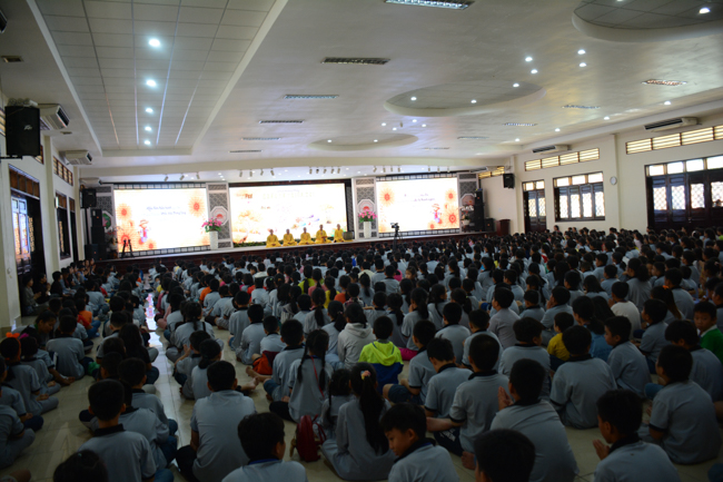 Khóa tu thiếu nhi “Em Về Bên Phật”