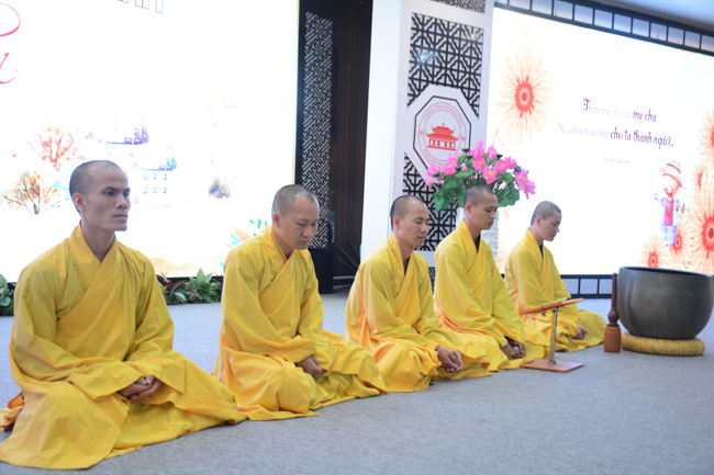 Khóa tu thiếu nhi “Em Về Bên Phật”