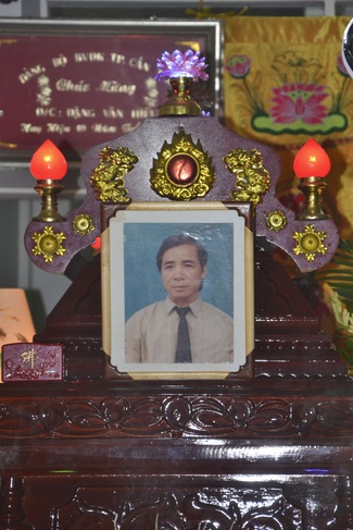The Founder 's death anniversary at Quang Duc Pagoda and freeing creatures in Can Tho Province