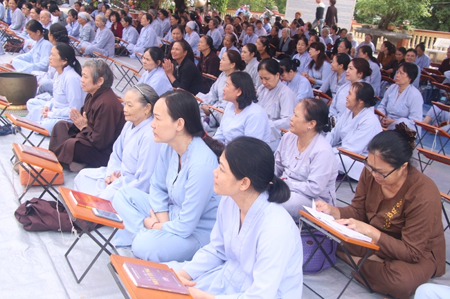 The peaceful retreat at Tieu Dao Pagoda in Quang Ninh.